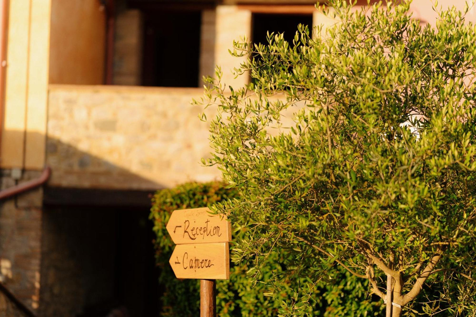Casale Serena Fabro Exterior photo